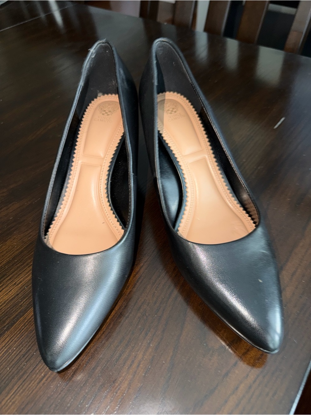 Vince Camuto Black Pointed-Toe Leather Pumps
